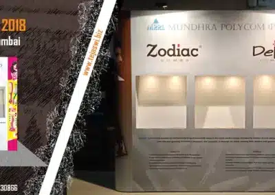 Portable Backdrop with Shelve Display